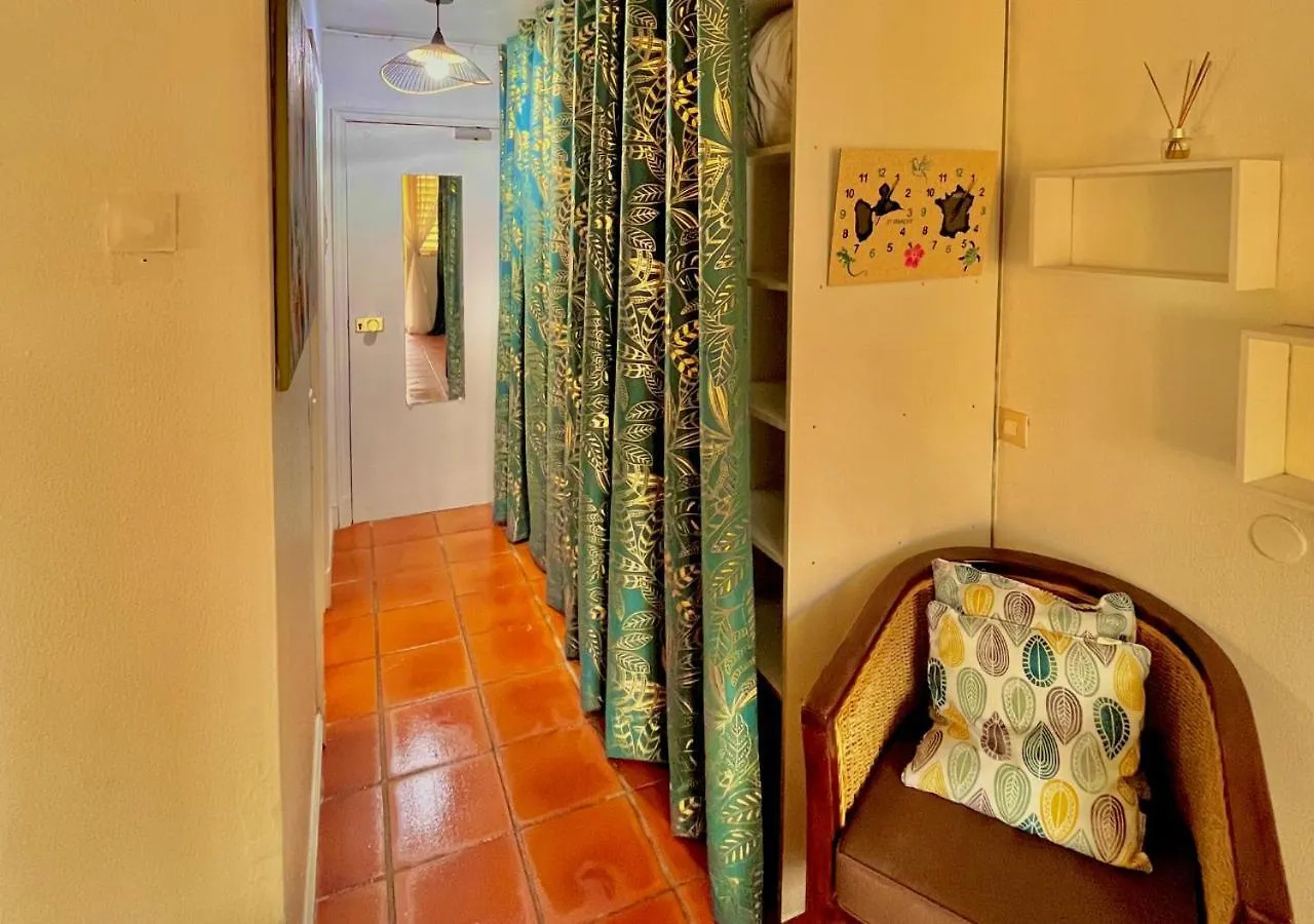 Appartement Anse des Rochers les Alizés du soir piscine plage Saint-Francois